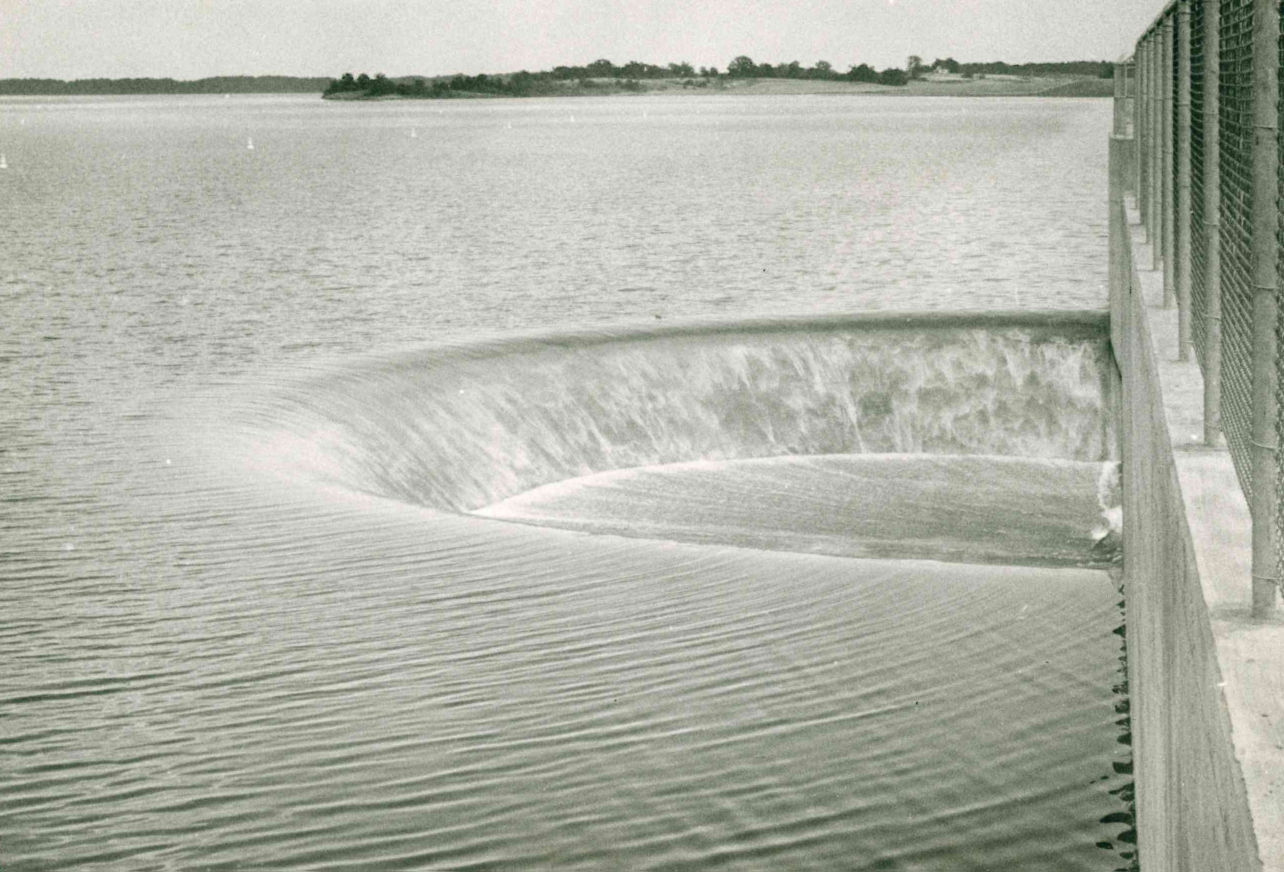 Ogee of the dam
